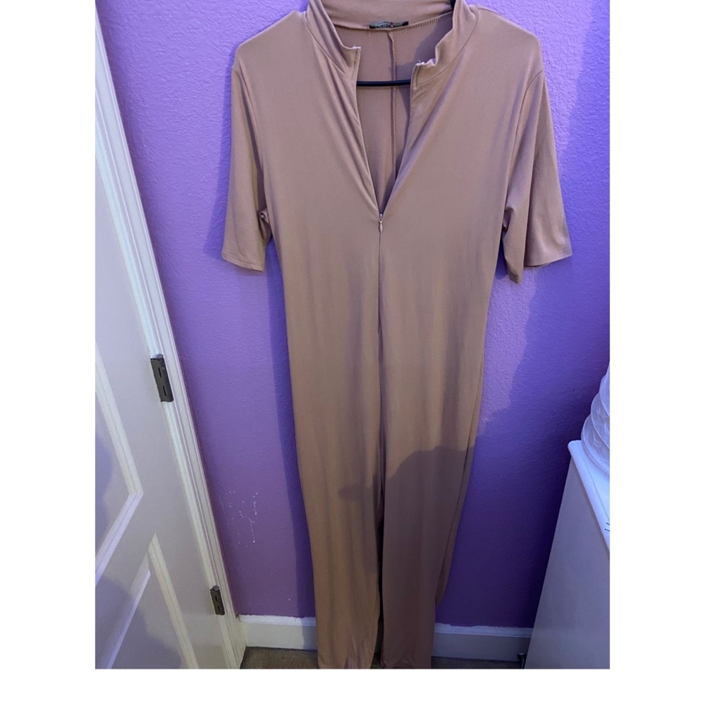 Fashion nova jumpsuit
